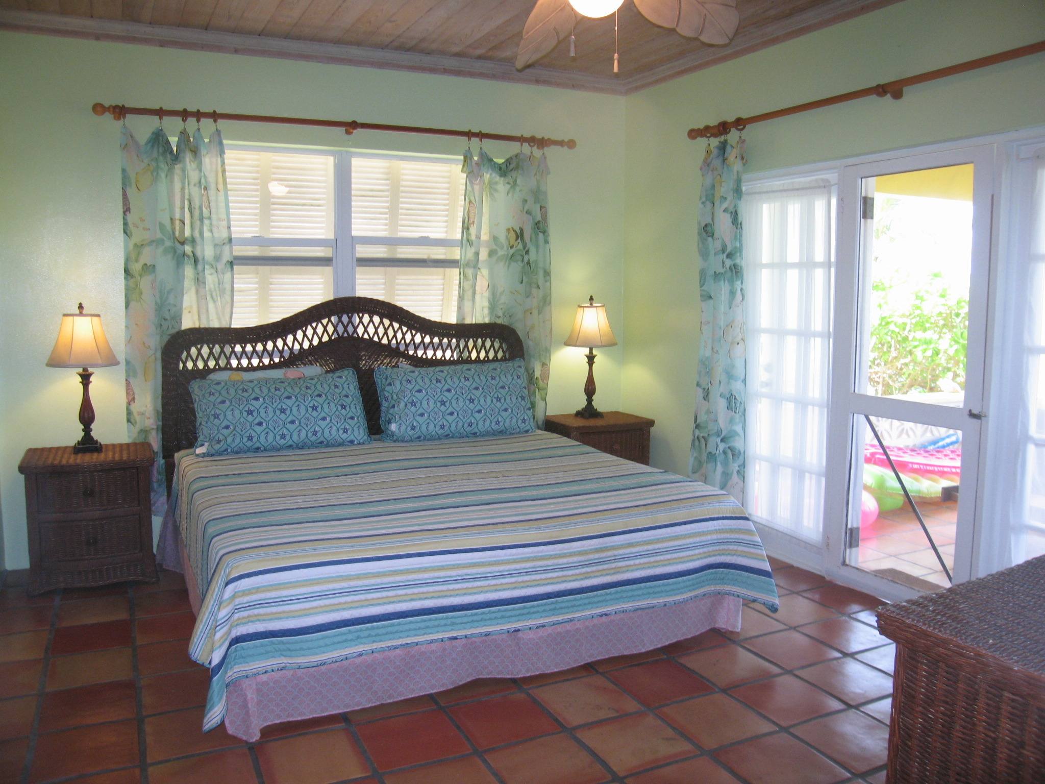 Spanish Wells Bahamas beachfront rentals